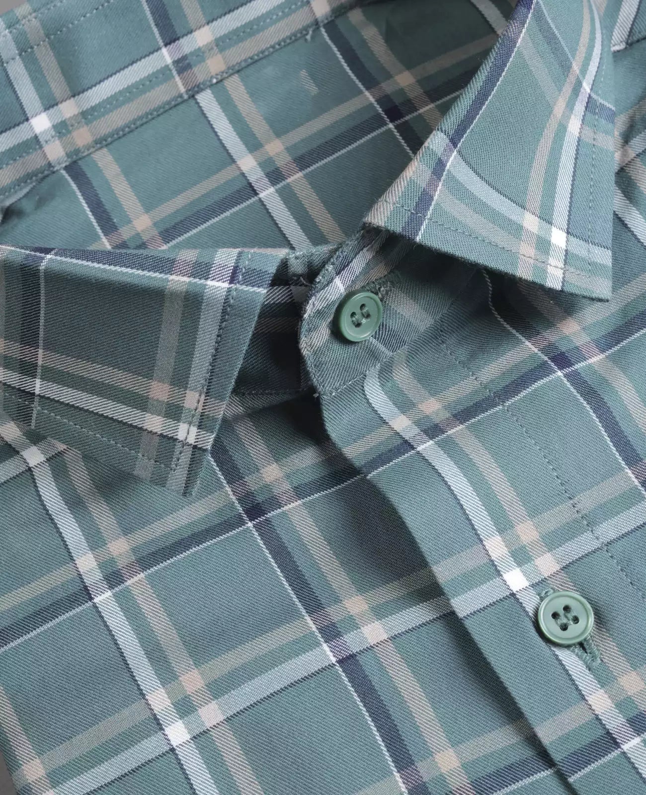 Kind-hearted Men's Full Sleeves Checks Formal Shirt Premium Collection Cotton Fabric Green Color